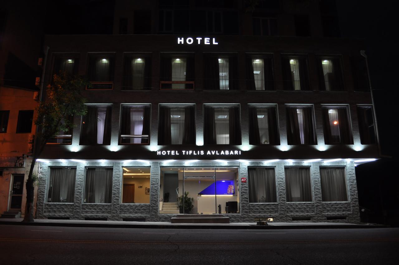 Tiflis Avlabari Hotel Exteriör bild